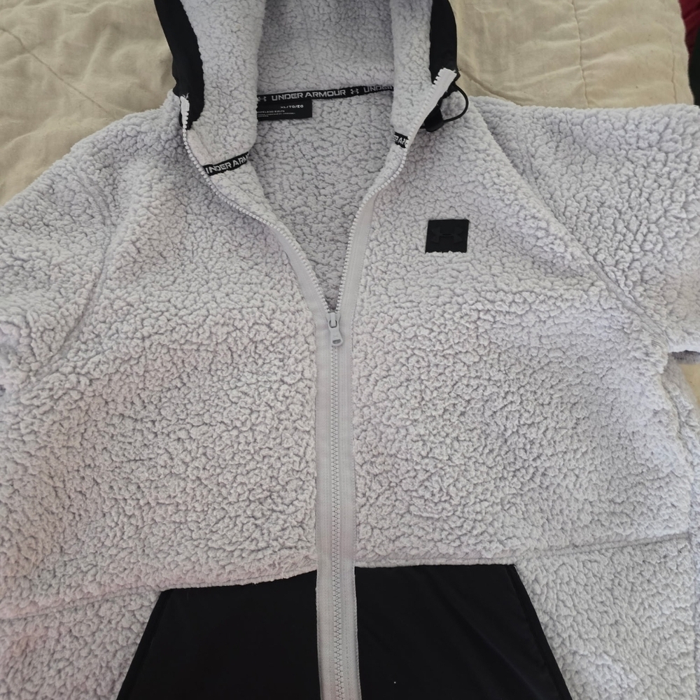 Under Armour Women's White and Black Sherpa Jacket